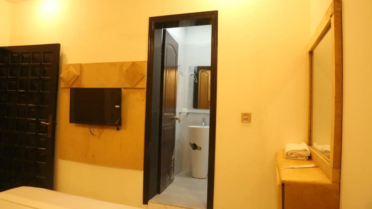 Hotel De Smart Multan Extérieur photo