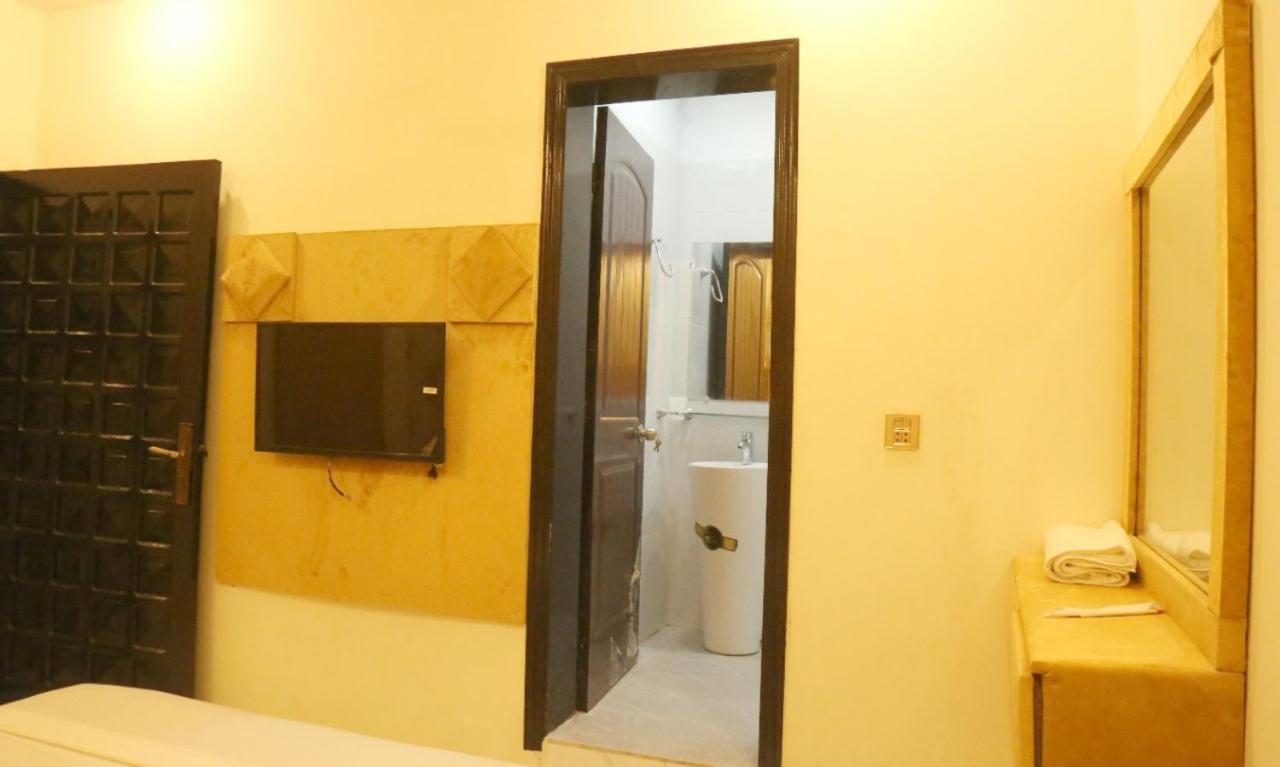 Hotel De Smart Multan Extérieur photo